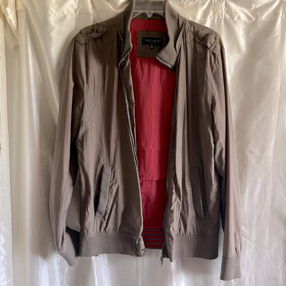 Large Forever 21 Men Lightweight Jacket -Olive and Red